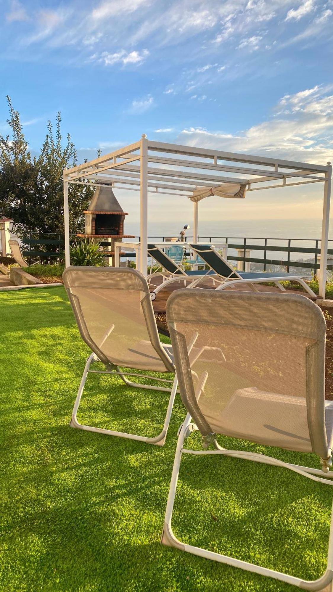 Studio Geek Villa - Open Space - 5M From 5 Top Attractions - Pool All Year Round, Dining Pergola, Barbecue - Funchal Matrix Holiday Home Exterior foto